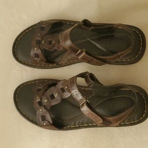 Born sandals